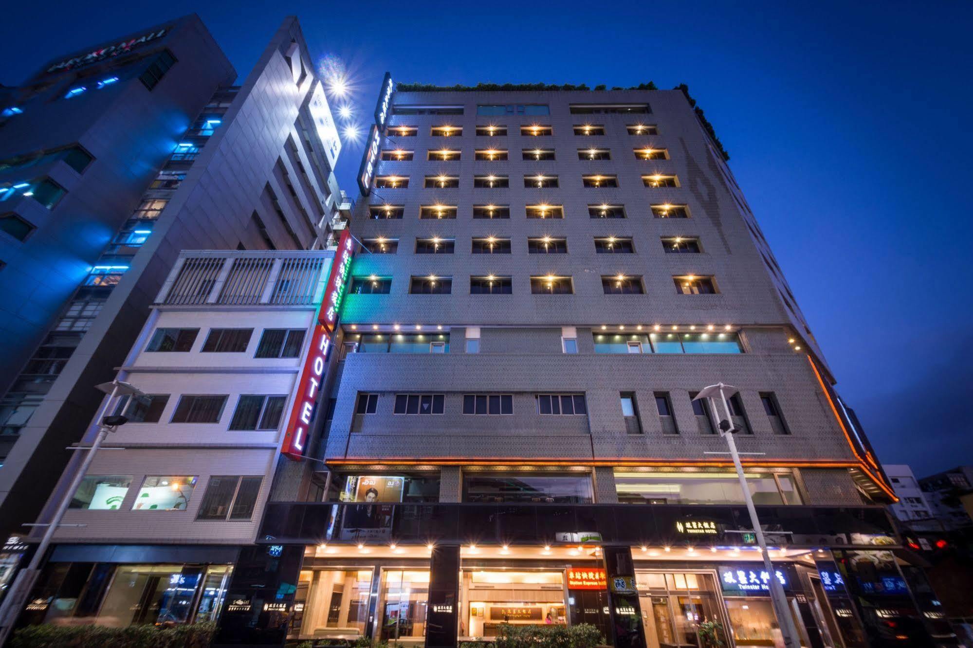 Twinstar Hotel Taichung Exterior photo